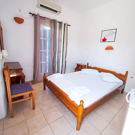 Sifneiko Arxontiko Hotel Faros  Room photo