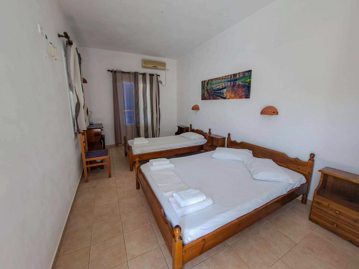 Sifneiko Arxontiko Hotel Faros  Room photo
